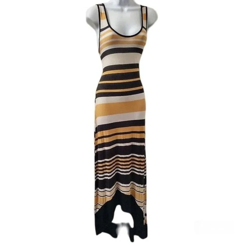 Women’s Maxi Horizontal Striped Dress - Picture 2 of 5